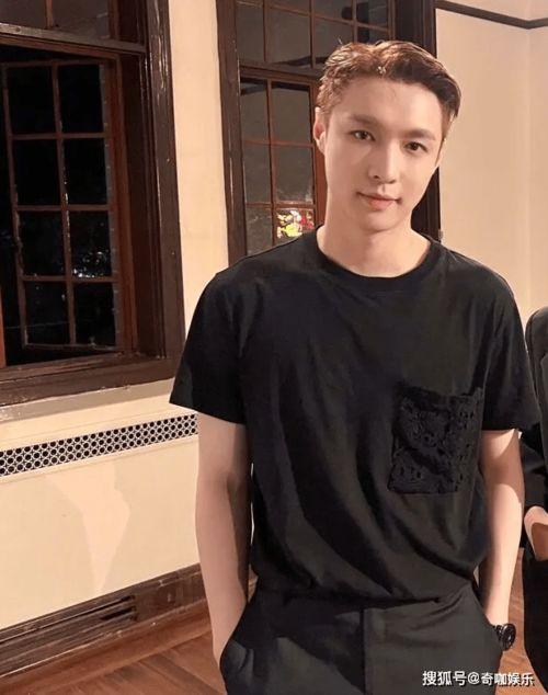 娱乐圈吃瓜爆料张艺兴,娱乐圈风云中的青春偶像